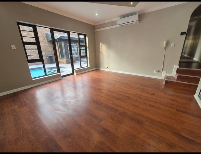 4 BEDROOM HOUSE FOR SALE IN VANDERBIJLPARK SE 3